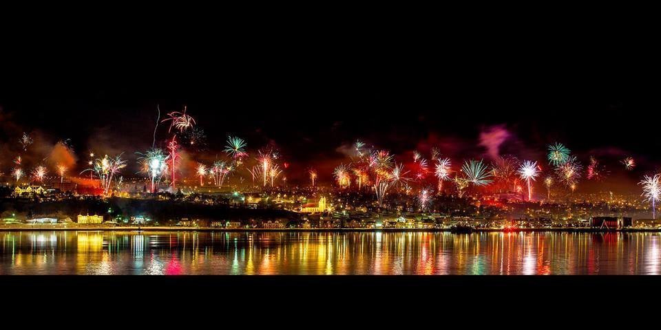 Útborgun launa um áramót