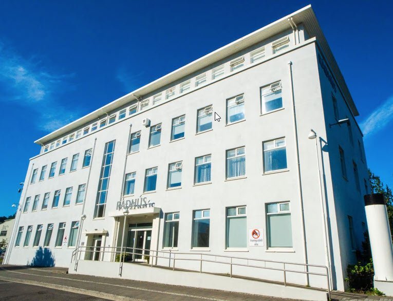 Ráðhúsið og þjónustuver lokað frá kl. 11 á morgun, fimmtudag.