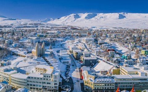 Fyrirkomulag útborgana um áramót