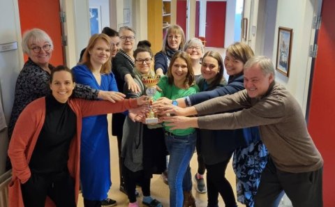 Skrifstofa fræðslu- og lýðheilsusviðs hafnaði í 3. sæti í sínum flokki á landsvísu. Húrra!