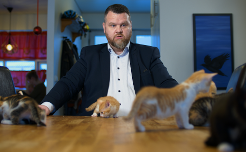 Í þjónustugáttinni er meðal annars hægt að sækja um leyfi til dýrahalds.